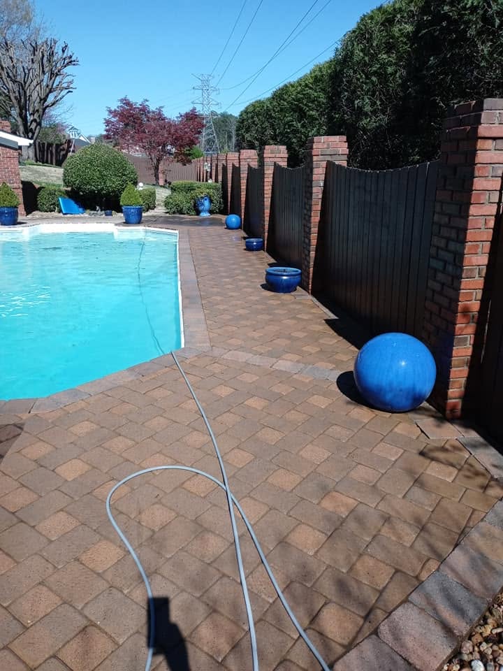 Interlocking-stone pool deck after professional cleaning